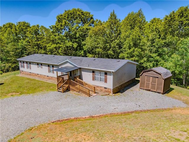 151 Fox Trot Lane, Pilot Mountain, NC 27041