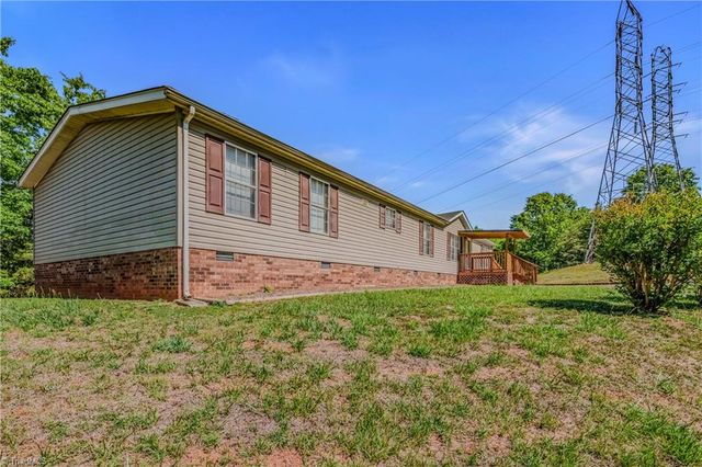 151 Fox Trot Lane, Pilot Mountain, NC 27041