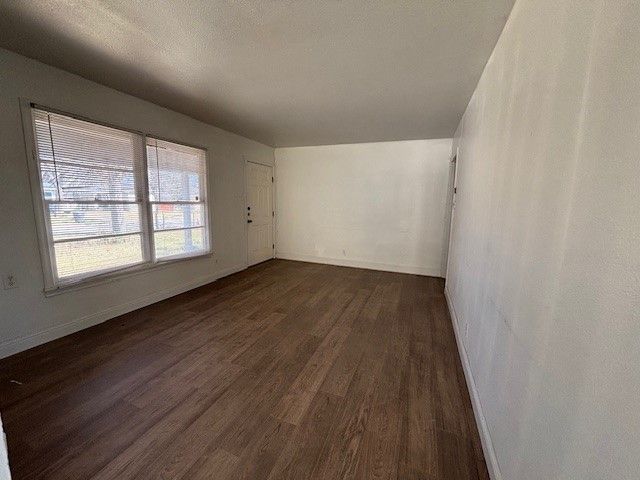 4855 Elena Street, Dallas, TX 75216