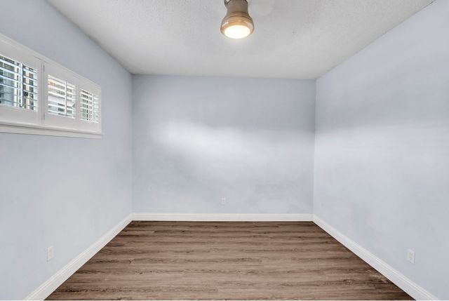 6017 E University Boulevard 118, Dallas, TX 75206