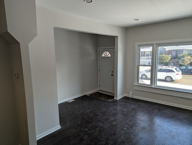 11316 S Indiana Avenue, Chicago, IL 60628