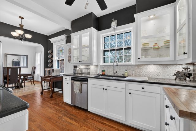 411 2nd Ave, Fayetteville, TN 37334