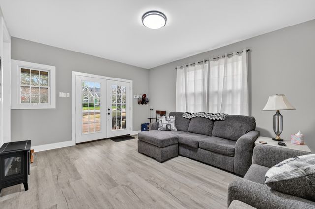 411 2nd Ave, Fayetteville, TN 37334