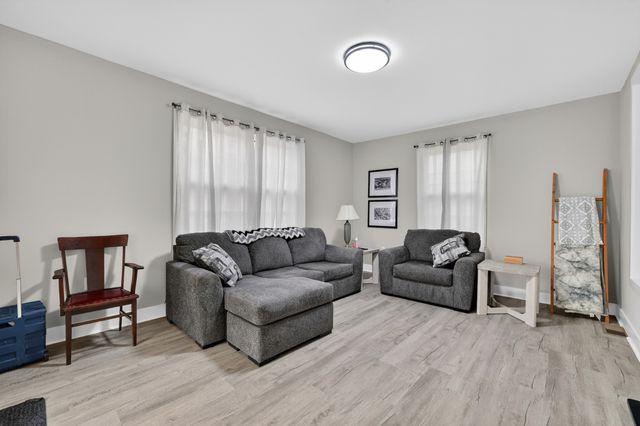 411 2nd Ave, Fayetteville, TN 37334