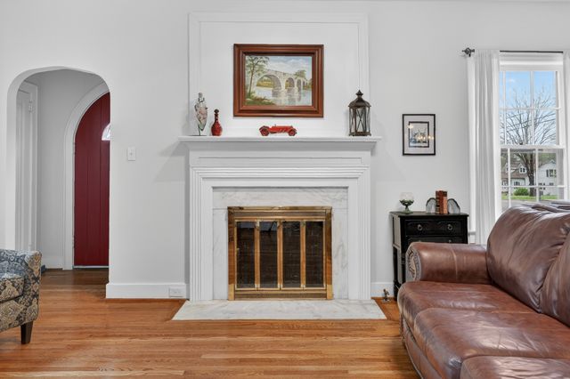 411 2nd Ave, Fayetteville, TN 37334