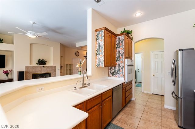 2312 Alpine Pointe Lane, Las Vegas, NV 89134