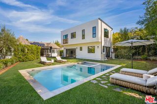 14664 Valley Vista Boulevard, Sherman Oaks, CA 91403