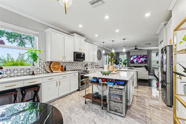 10511 AVIAN FORREST DR, Riverview, FL 33578