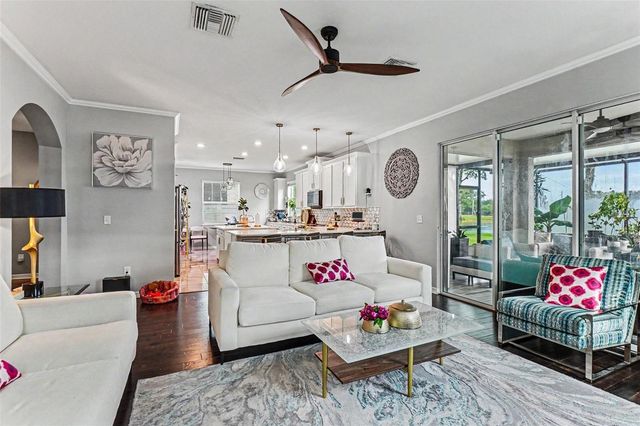 10511 AVIAN FORREST DR, Riverview, FL 33578