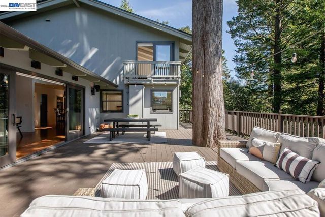 6540 Saroni Dr, Oakland, CA 94611