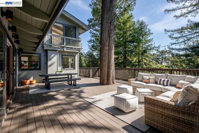 6540 Saroni Dr, Oakland, CA 94611