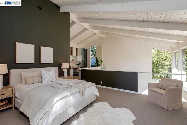 6540 Saroni Dr, Oakland, CA 94611