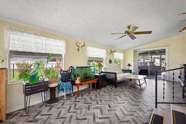 104 EDGEWATER ROAD, Satsuma, FL 32189