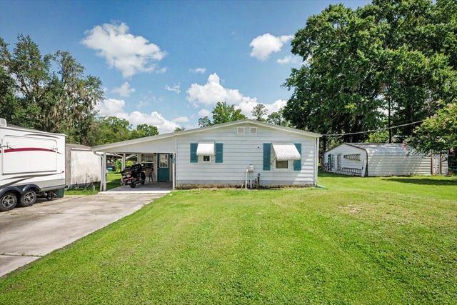 104 EDGEWATER ROAD, Satsuma, FL 32189
