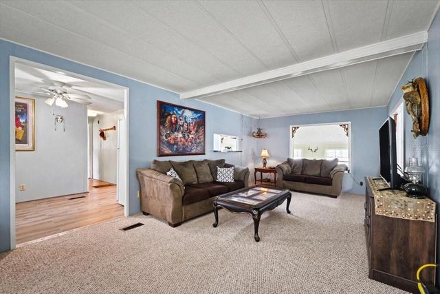 104 EDGEWATER ROAD, Satsuma, FL 32189