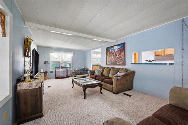 104 EDGEWATER ROAD, Satsuma, FL 32189