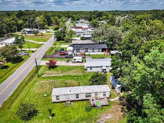 104 EDGEWATER ROAD, Satsuma, FL 32189