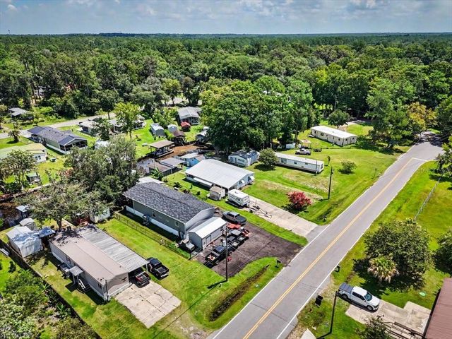 104 EDGEWATER ROAD, Satsuma, FL 32189