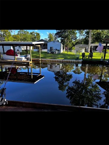 104 EDGEWATER ROAD, Satsuma, FL 32189