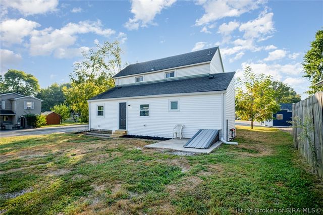 2131 Culbertson Avenue, New Albany, IN 47150