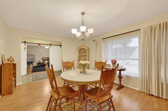 9410 PEBBLE GLEN AVENUE, Tampa, FL 33647