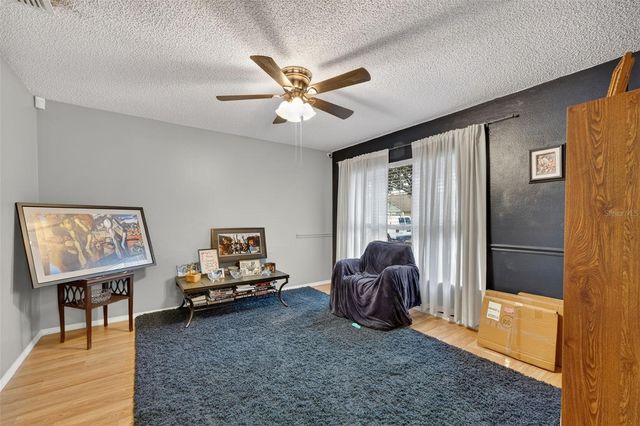 9410 PEBBLE GLEN AVENUE, Tampa, FL 33647