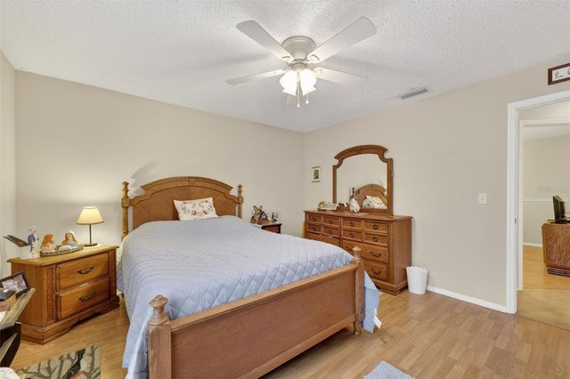 9410 PEBBLE GLEN AVENUE, Tampa, FL 33647