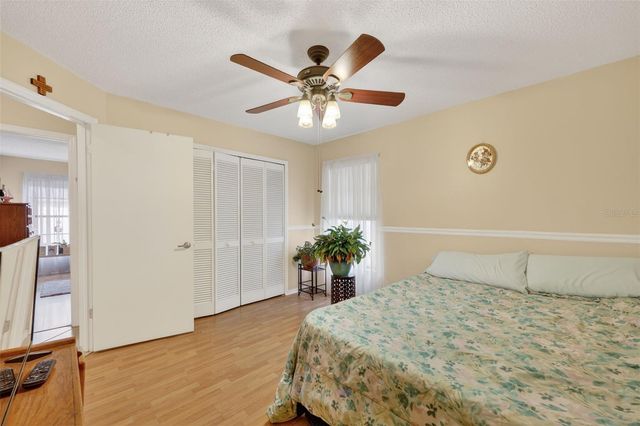 9410 PEBBLE GLEN AVENUE, Tampa, FL 33647