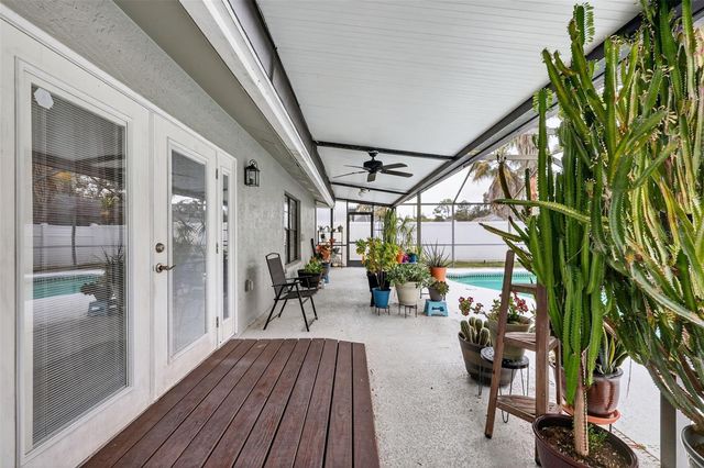 9410 PEBBLE GLEN AVENUE, Tampa, FL 33647