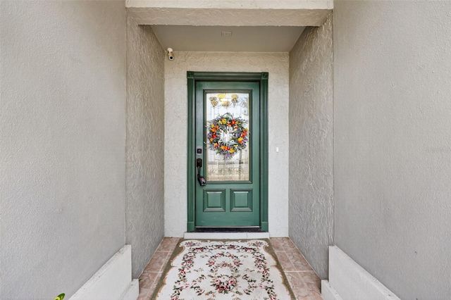 9410 PEBBLE GLEN AVENUE, Tampa, FL 33647