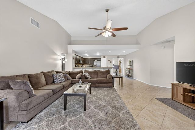 9410 PEBBLE GLEN AVENUE, Tampa, FL 33647