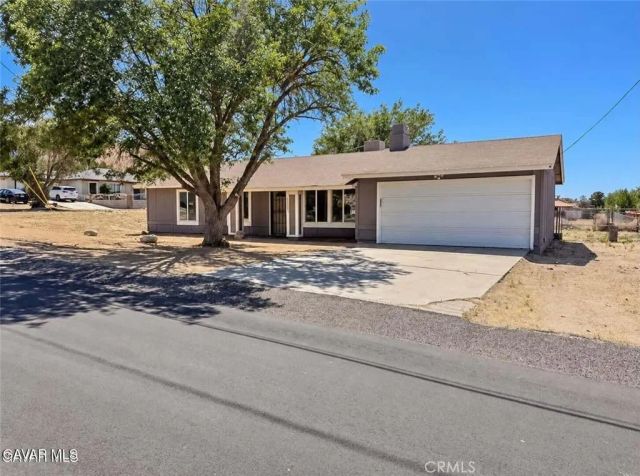 40205 162nd Street East, Palmdale, CA 93591