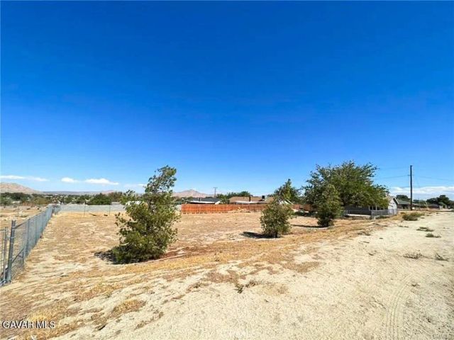 40205 162nd Street East, Palmdale, CA 93591