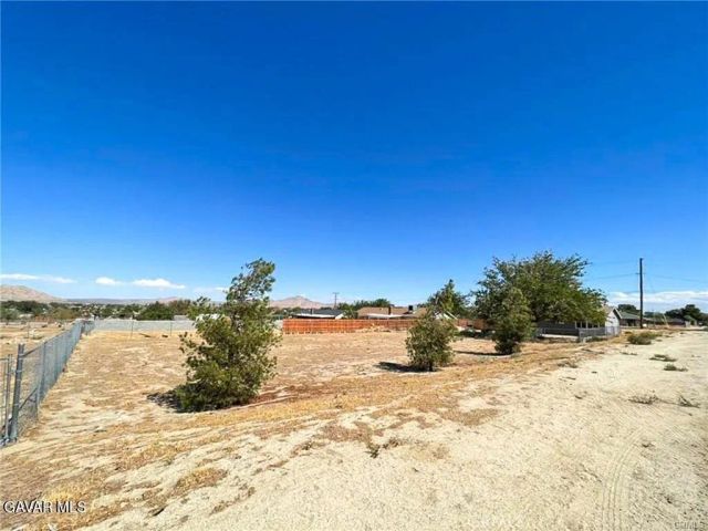 40205 162nd Street East, Palmdale, CA 93591