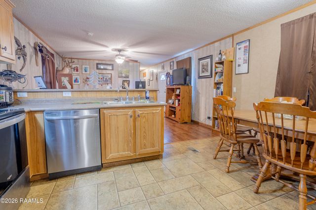 723 Hebert Road, Arnaudville, LA 70512