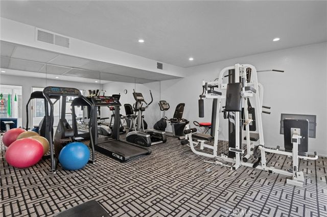 1515 S Beverly Drive 101, Los Angeles, CA 90035