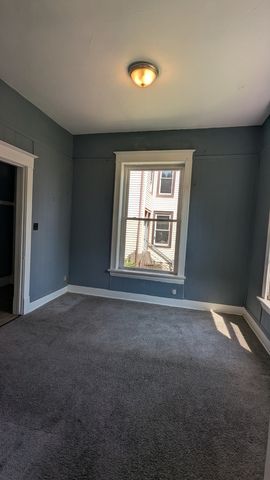 5760 S Wells Street, Chicago, IL 60621