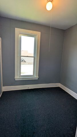 5760 S Wells Street, Chicago, IL 60621