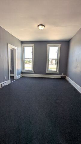 5760 S Wells Street, Chicago, IL 60621