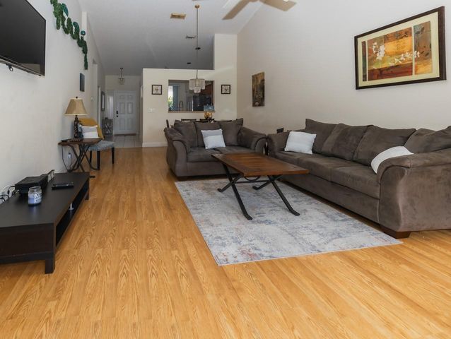 2491 Aragon Boulevard 2, Sunrise, FL 33322
