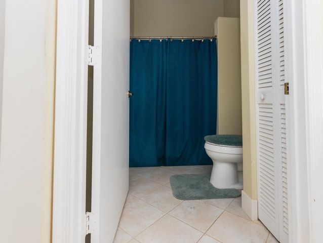 2491 Aragon Boulevard 2, Sunrise, FL 33322