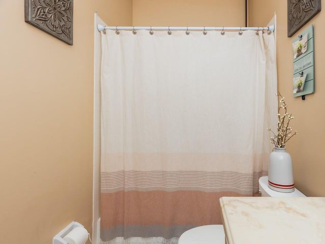 2491 Aragon Boulevard 2, Sunrise, FL 33322