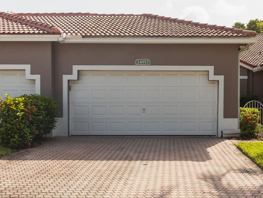 2491 Aragon Boulevard 2, Sunrise, FL 33322