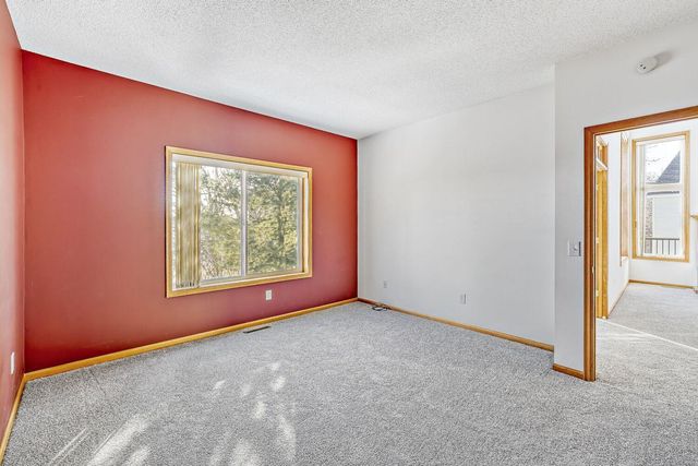 8694 Callahan Trail, Inver Grove Heights, MN 55076