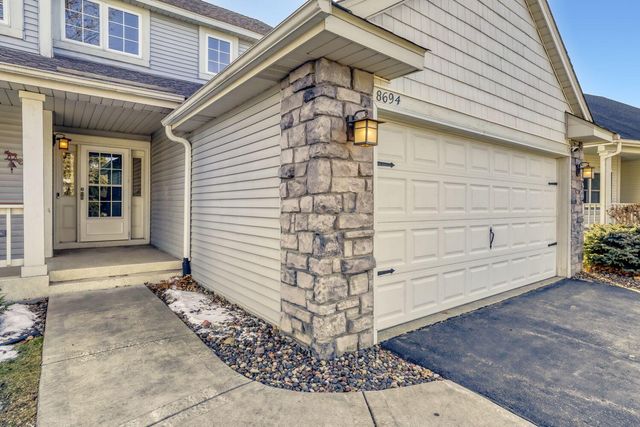 8694 Callahan Trail, Inver Grove Heights, MN 55076