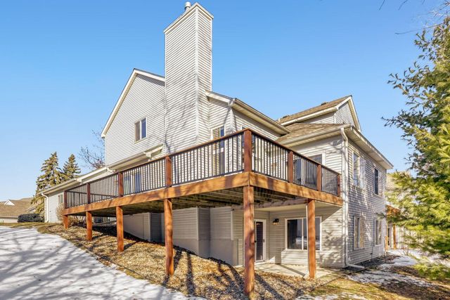 8694 Callahan Trail, Inver Grove Heights, MN 55076