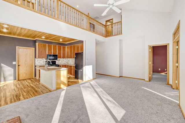 8694 Callahan Trail, Inver Grove Heights, MN 55076