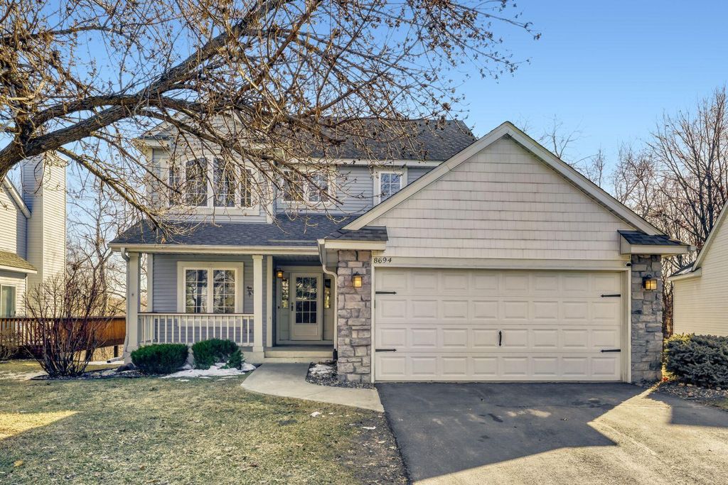 8694 Callahan Trail, Inver Grove Heights, MN 55076