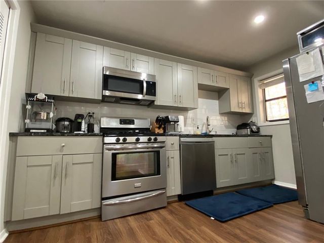 704 Dunbar Drive, Dunwoody, GA 30338
