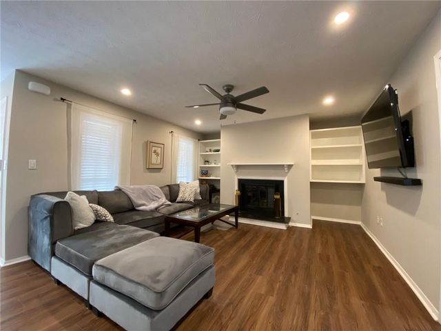704 Dunbar Drive, Dunwoody, GA 30338